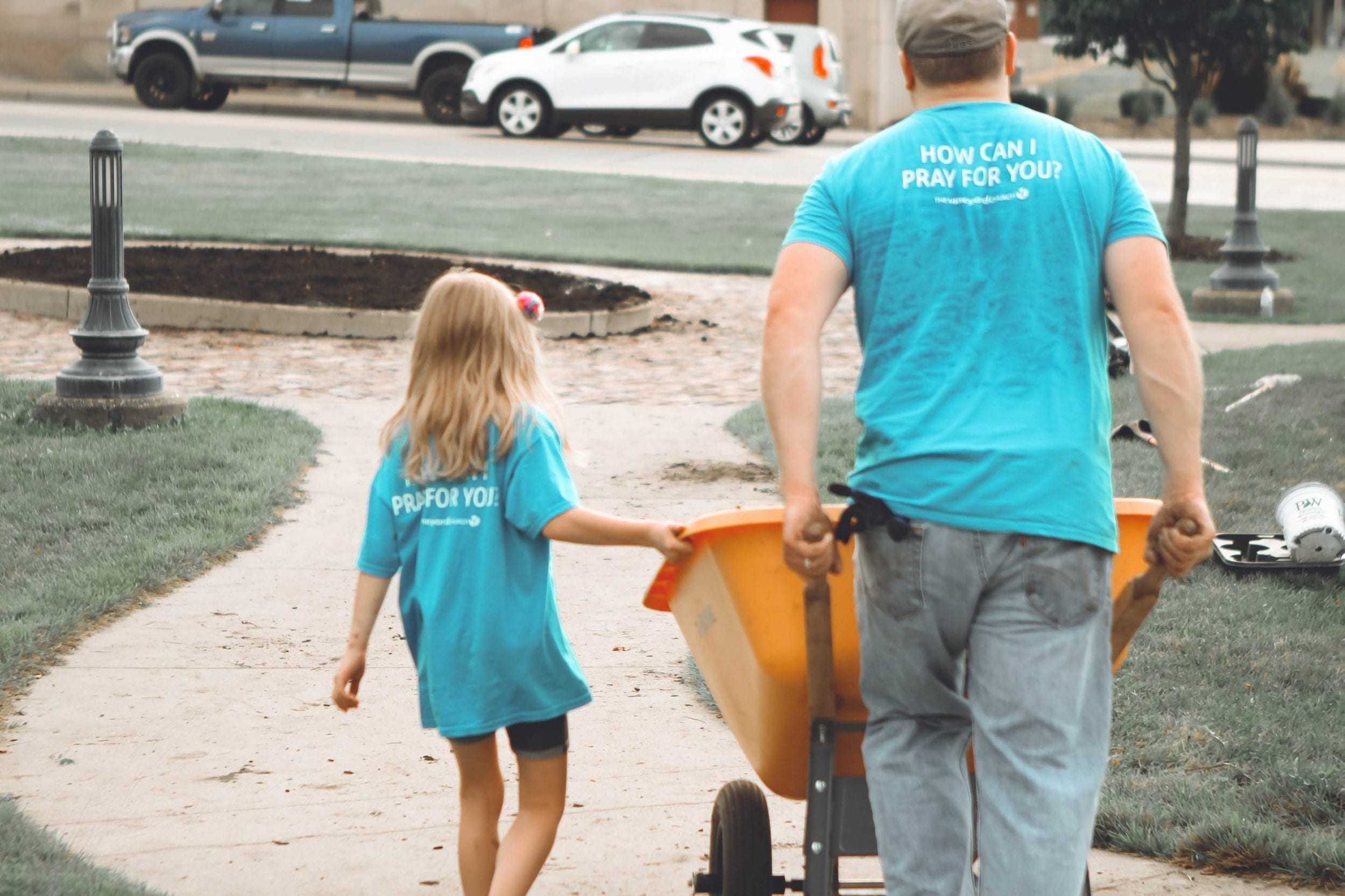 volunteers working